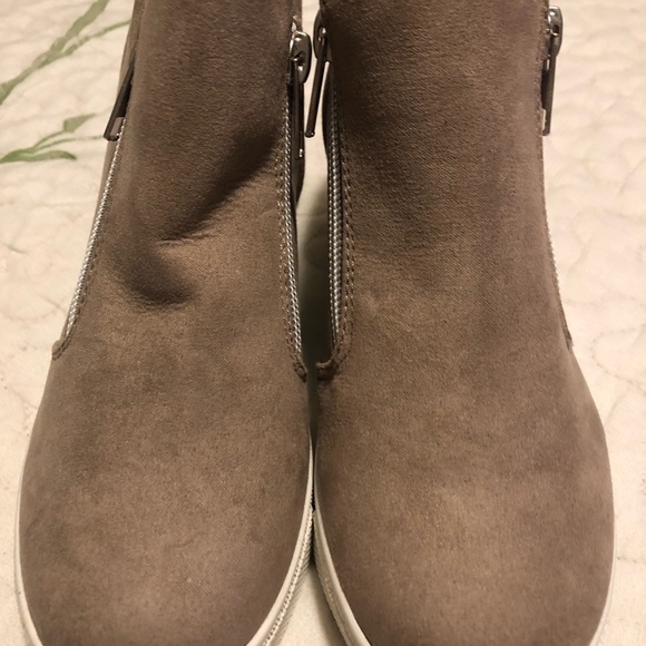 Girls Wedge Sneakers Kids Platform Shoes with Side Zipper - Picture 5 of 5